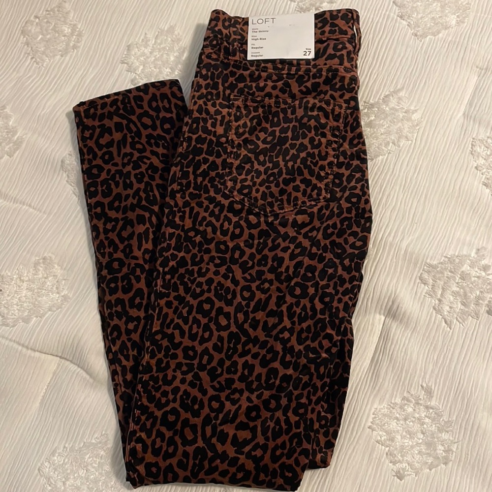 NEW - Loft Velvet Cheetah Print High Rise Skinny Pant